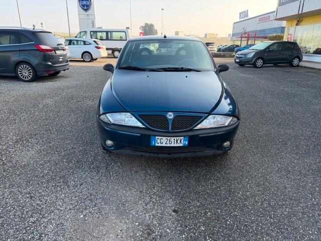 Lancia Y 1.2i cat Elefantino Blu
