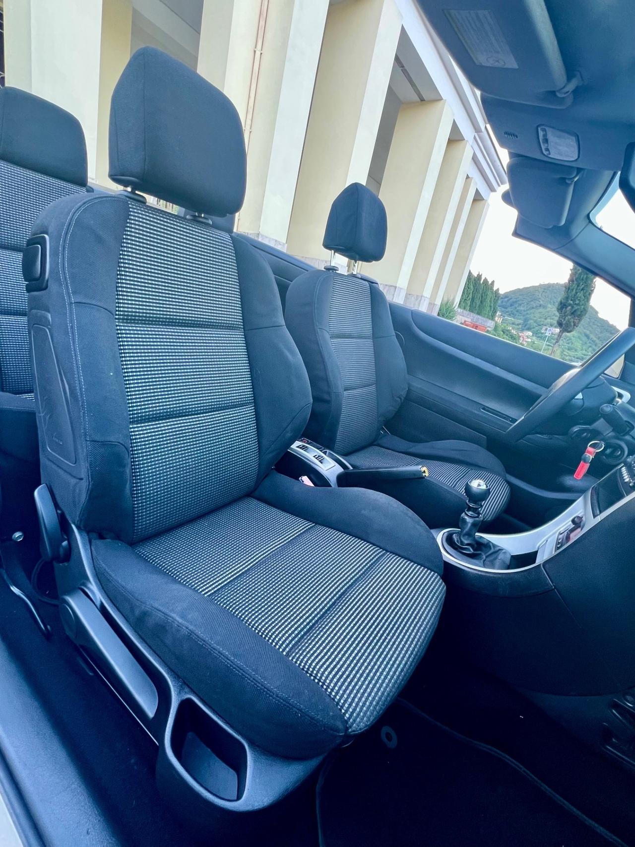 Peugeot 307 2.0 HDi CC CABRIO