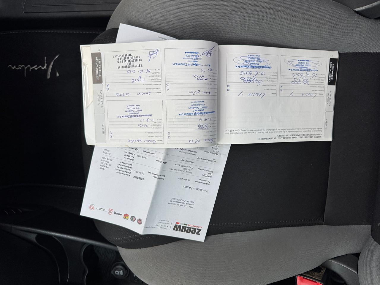 Lancia Ypsilon 0.9 TwinAir 85 CV 5 porte S&S Silver