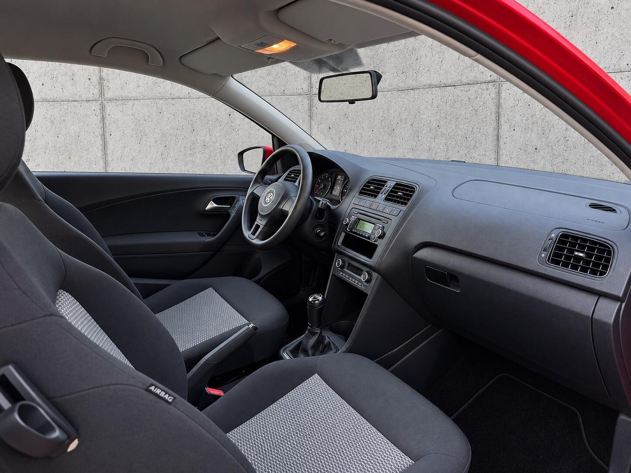 Volkswagen Polo 1.2 anno 2012 cv 70 Neopatentati Garanzia 1 anno