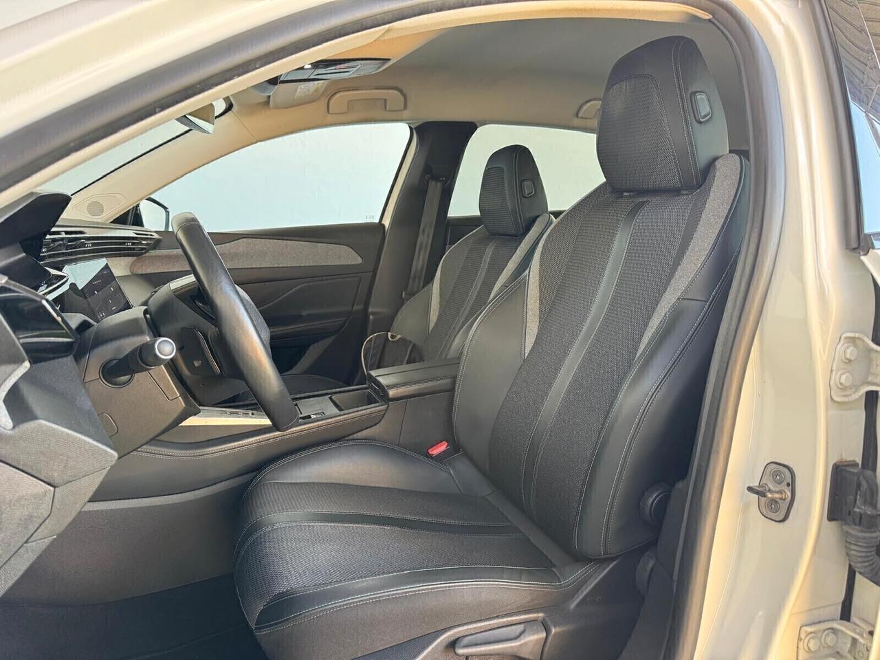 Peugeot 308 BlueHDi 130 S&S EAT8 GT