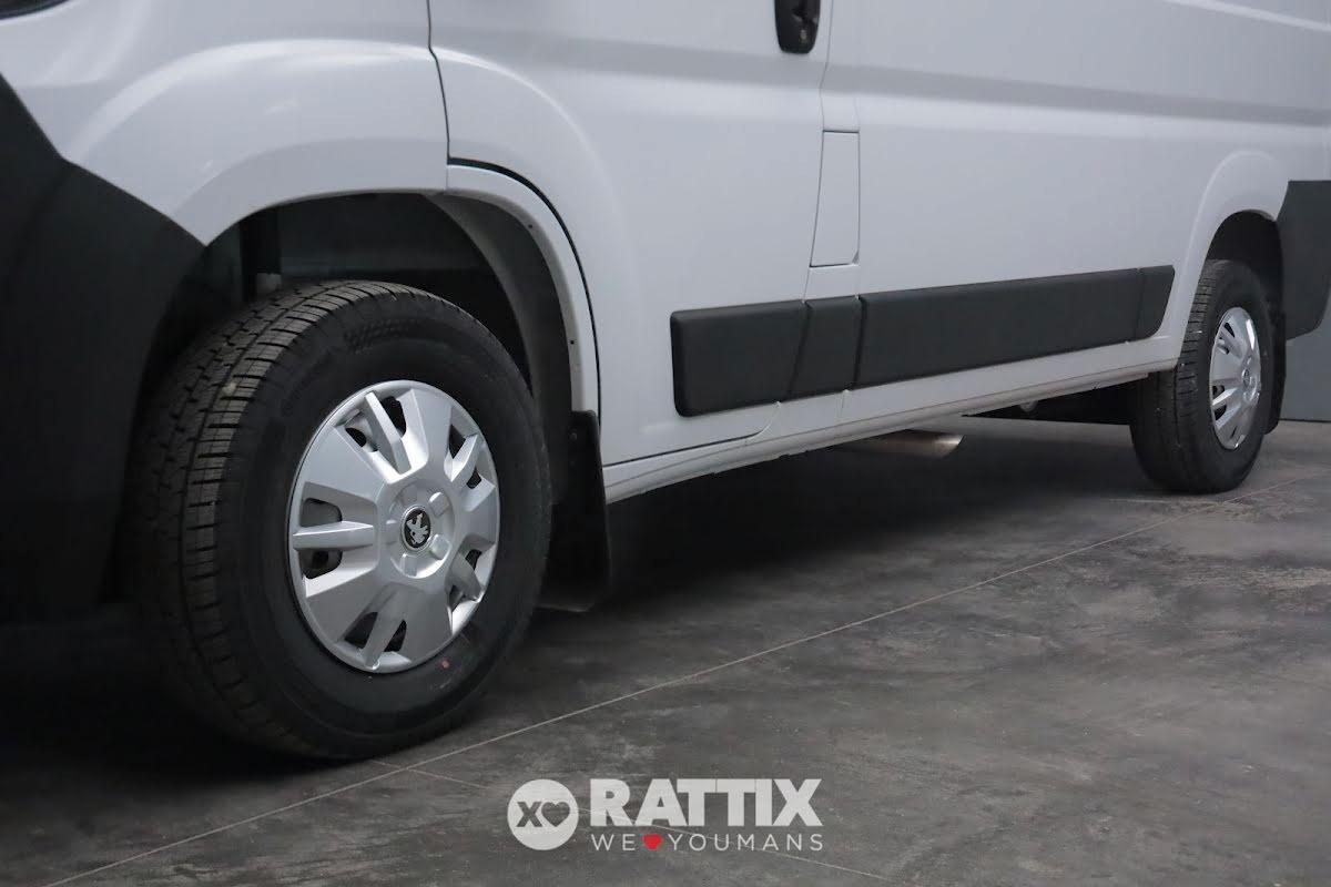 Peugeot Boxer 333 2.2 BlueHDI 120CV L2H2 (IVA ESCLUSA)
