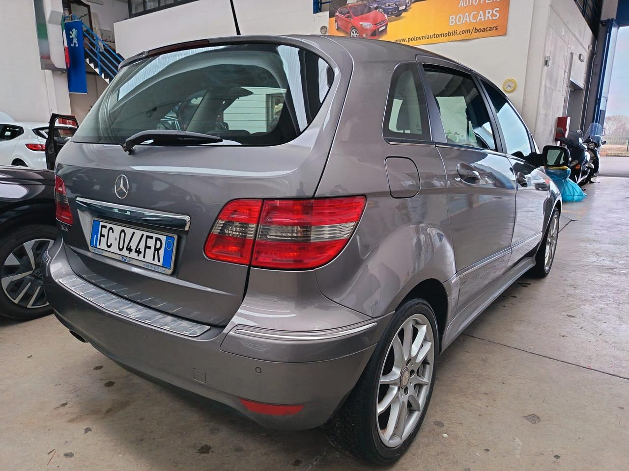 Mercedes-benz B 200 CDI 2010 103kW