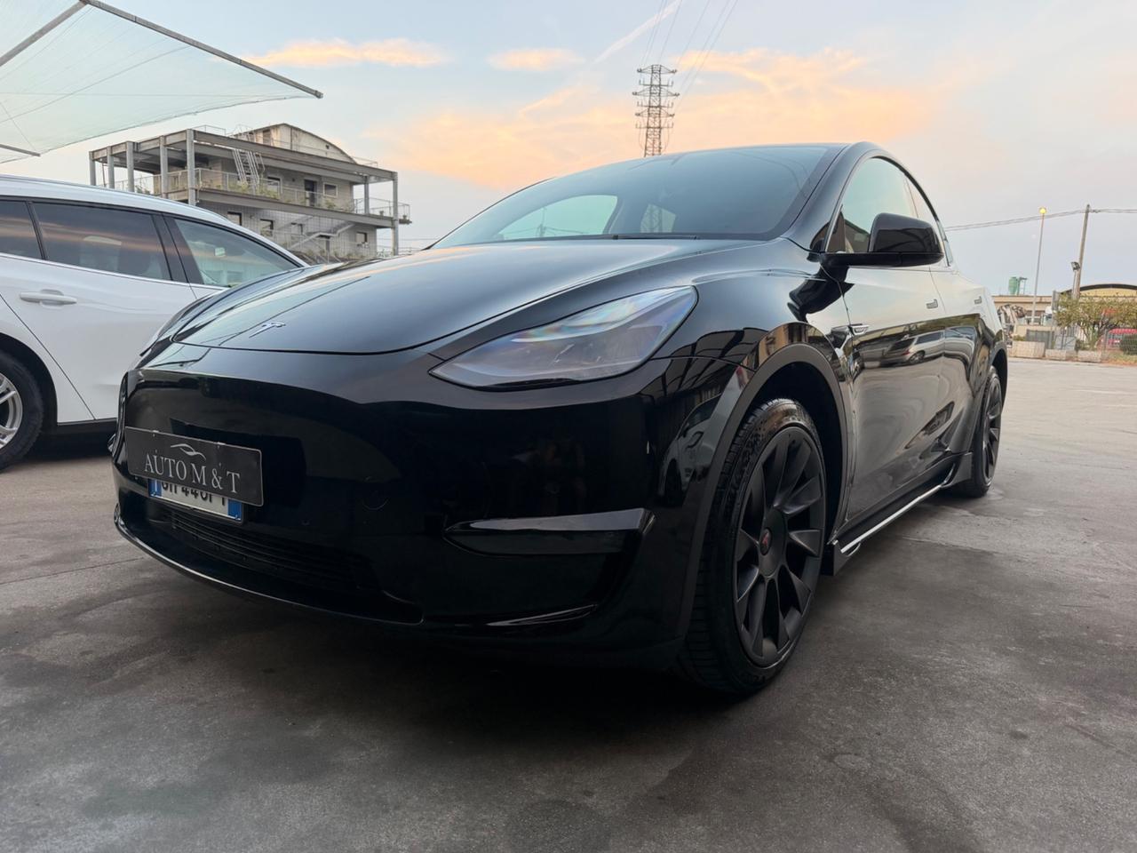 Tesla Model Y Long Range AWD
