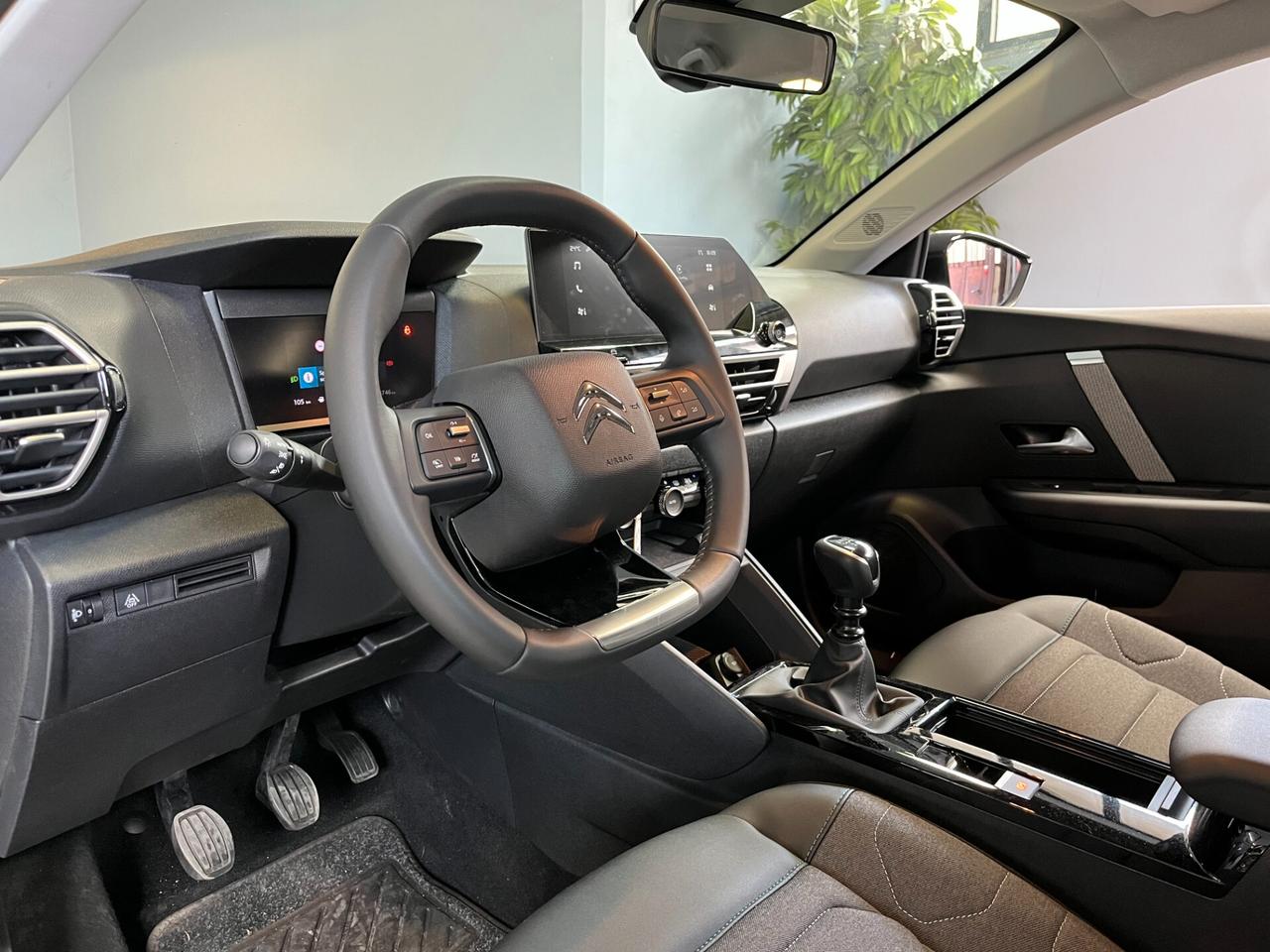 Citroen C4 1.2cc PURETECH 130cv PLUS - SOLO 4.500KM