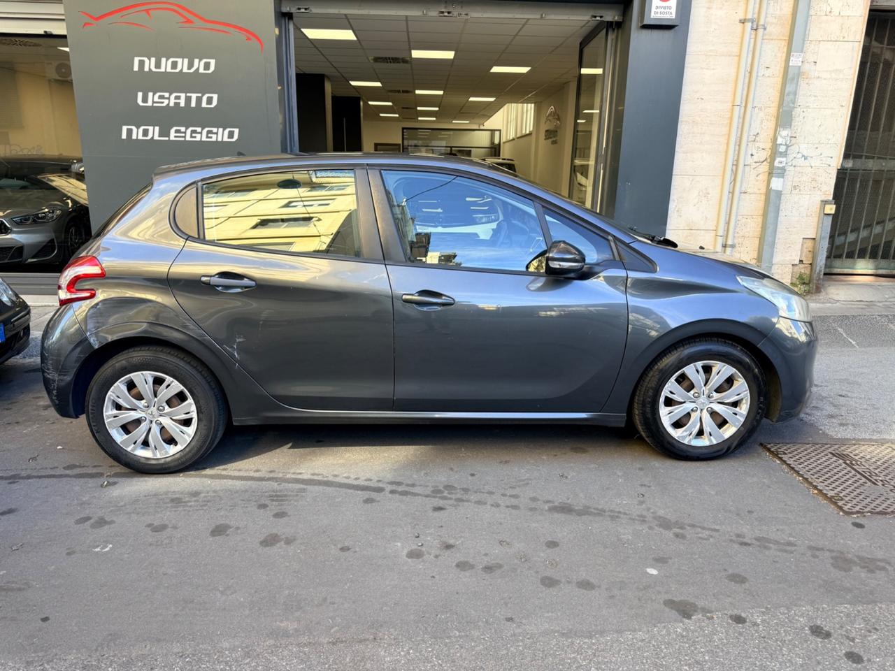 Peugeot 208 1.4 HDi 68 CV 5 porte Business