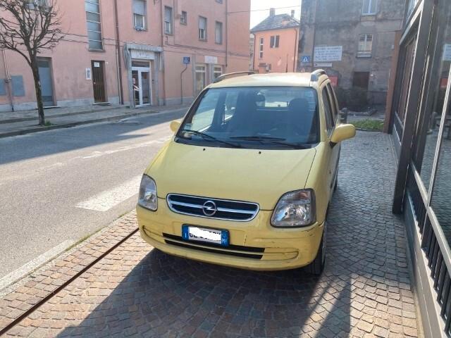 Opel Agila 1.2 16V Comfort