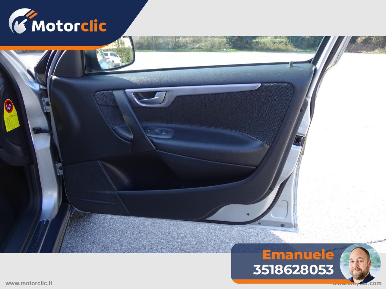 VOLVO V70 2.4 T AWD XC