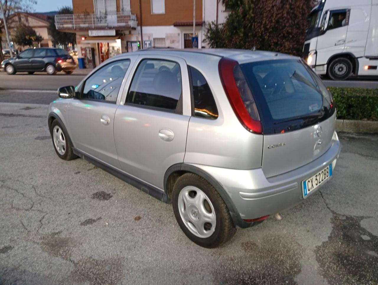 Opel Corsa 1.3 16V CDTI cat 5 porte Enjoy