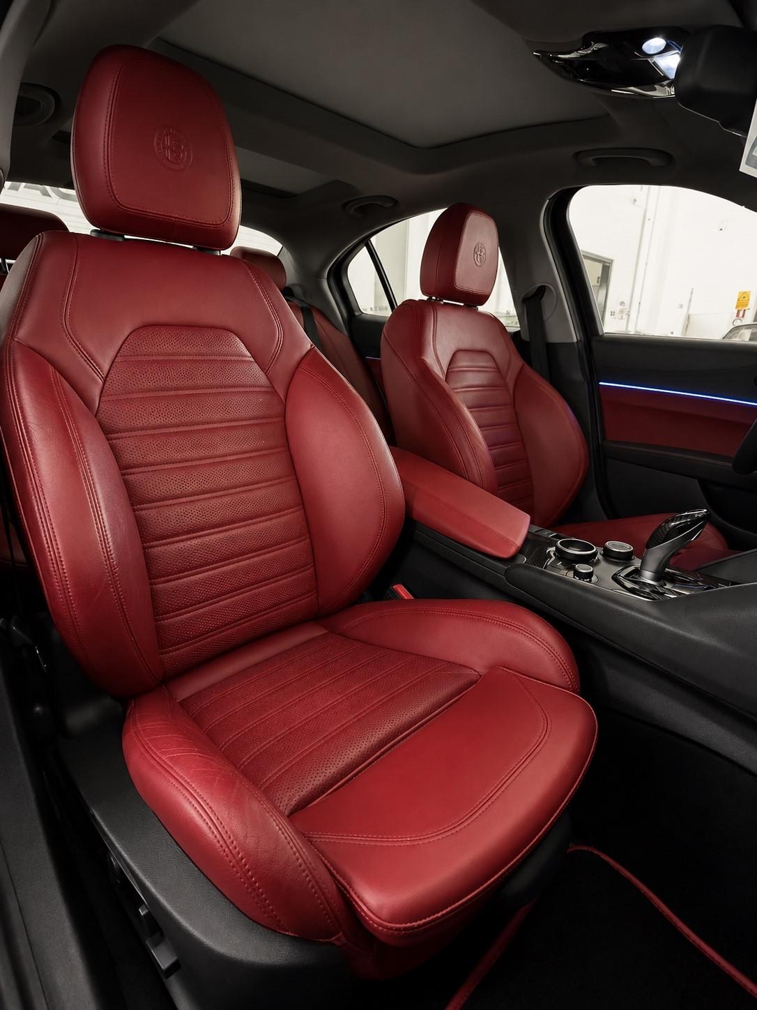Alfa Romeo Giulia 2.0 Turbo 280 CV AT8 AWD Q4 Veloce