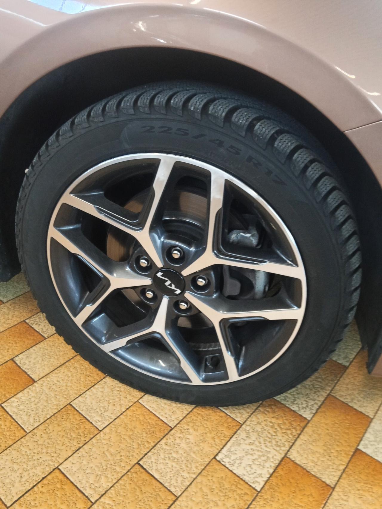 Kia Ceed 1.6 CRDi 136 CV MHEV DCT SW Business