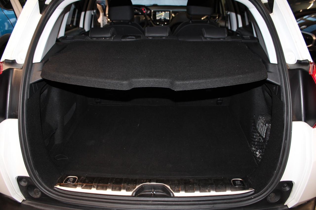 Peugeot 2008 PureTech Turbo 110 EAT6 S&S Black Matt