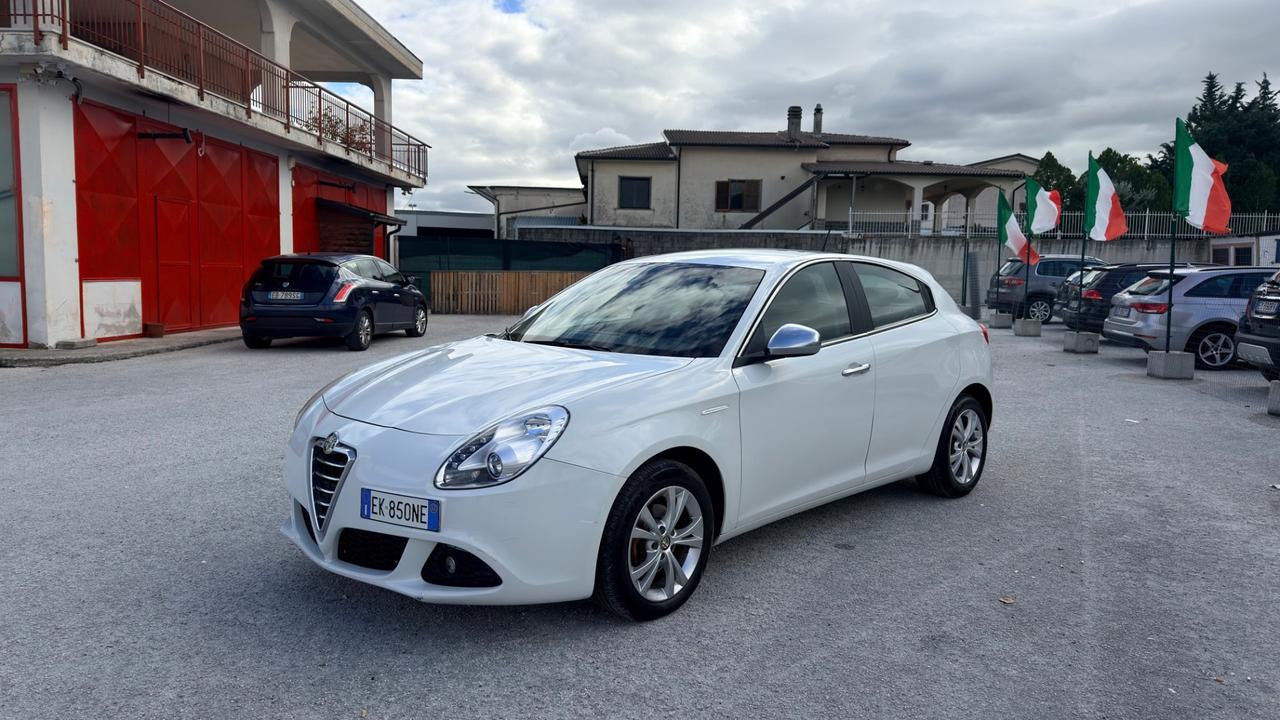 Alfa Romeo Giulietta 1.6 JTDM 105 cv Distinctive