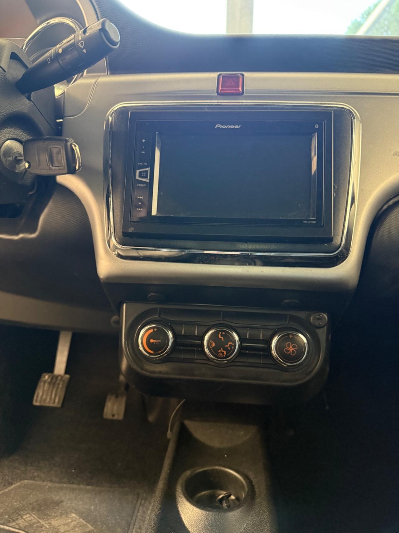 Ligier JS JS50 Progress Young Color