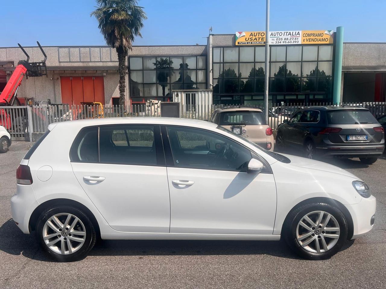 Volkswagen Golf 1.6 TDI DPF 5p.