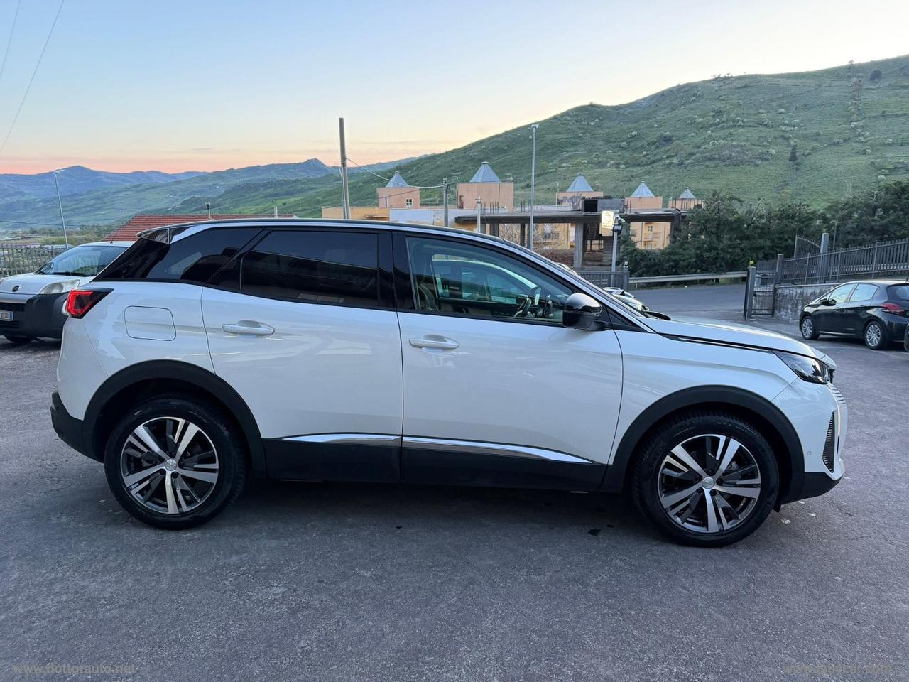 PEUGEOT 3008 BlueHDi 130 S&S Allure Pack