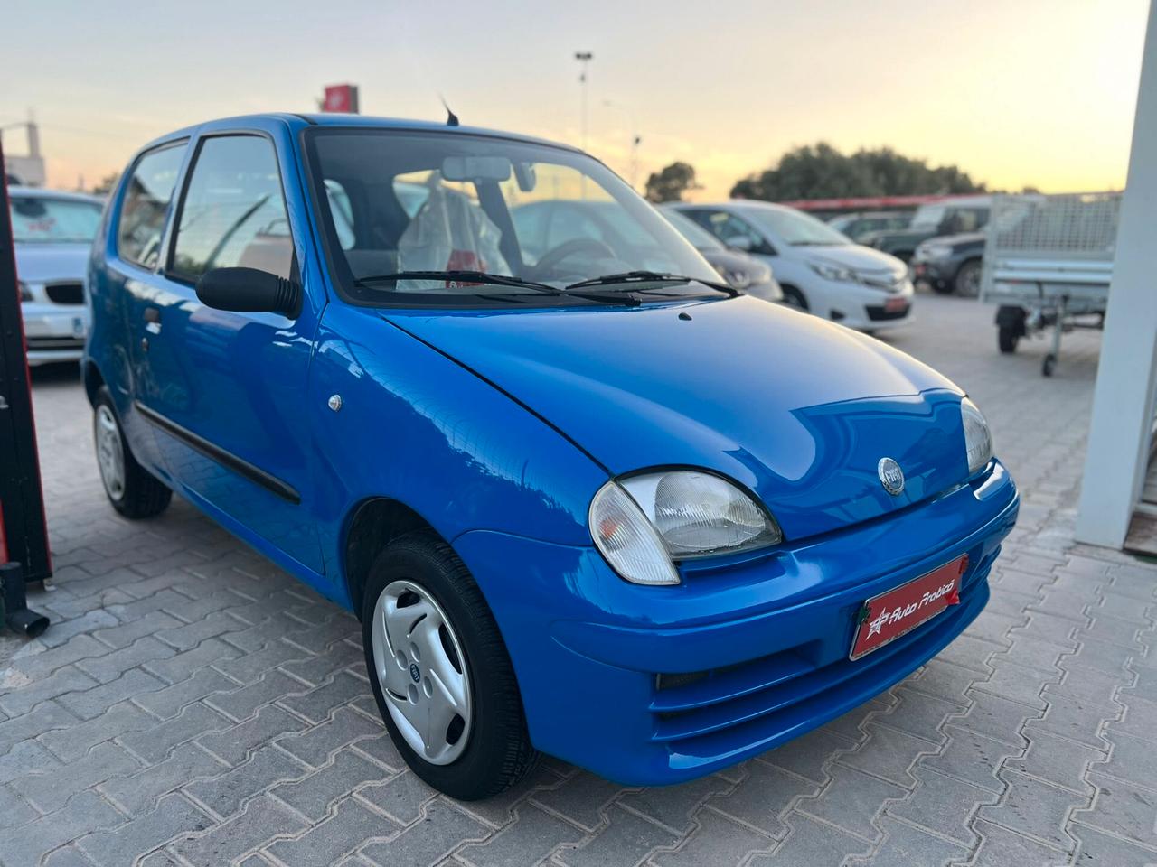 Fiat 600 1.1 Active OK NEOPATENTATI