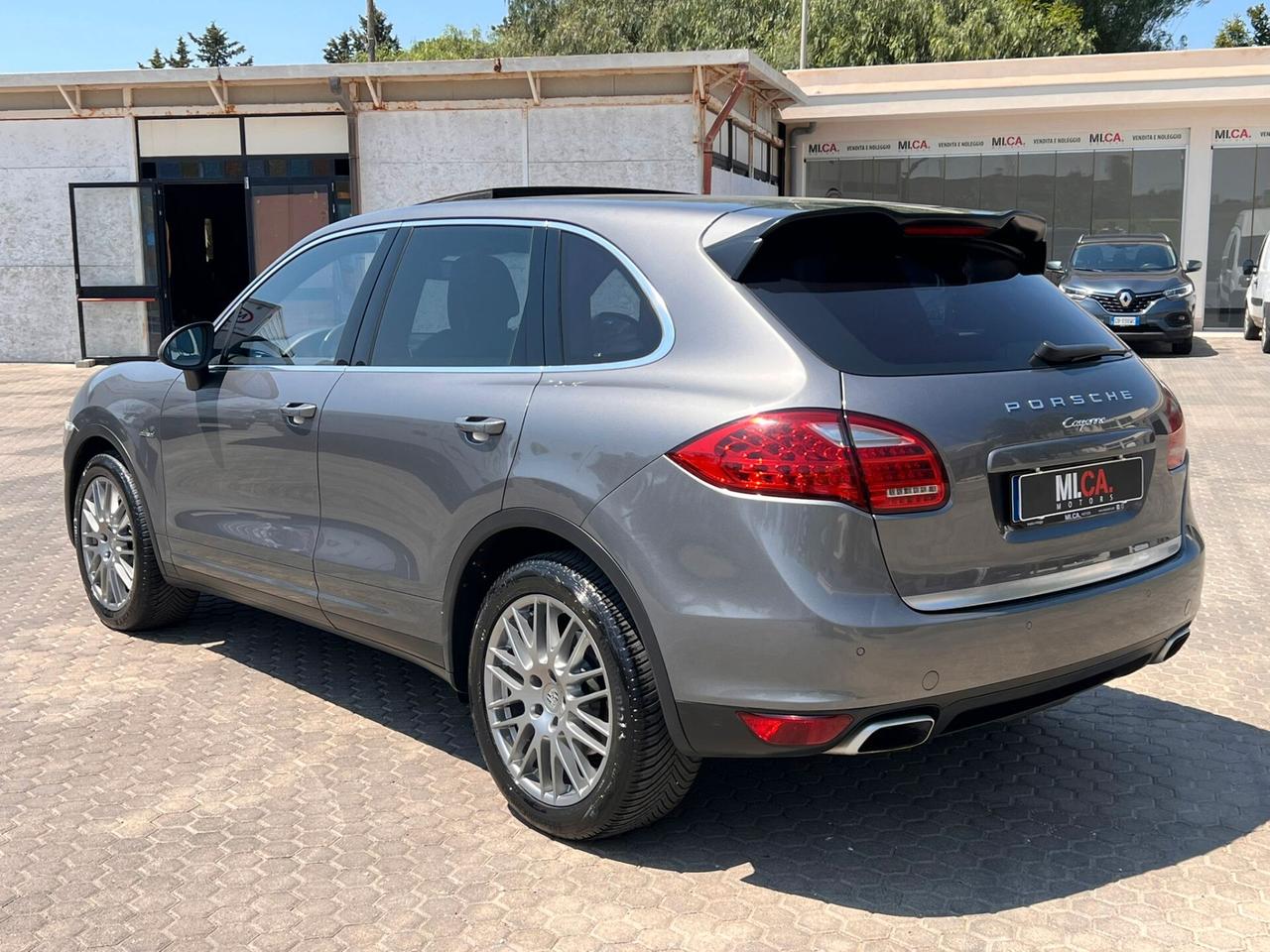 Porsche Cayenne 3.0 Diesel 245CV no superbollo