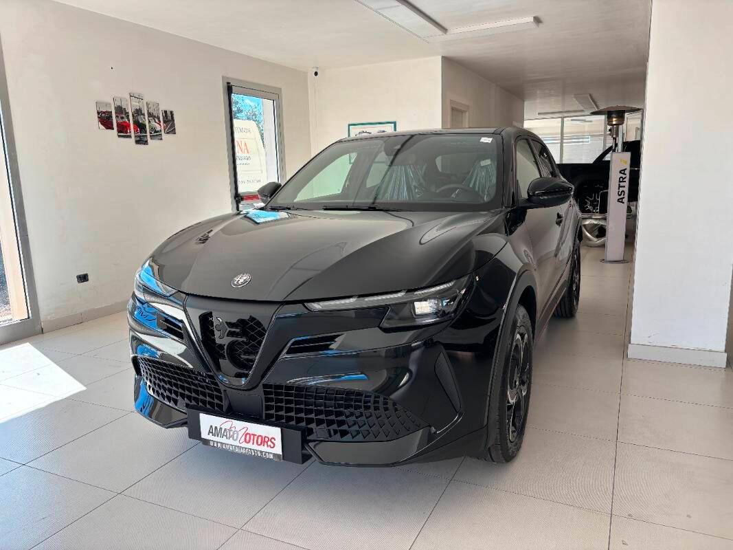 Alfa Romeo Junior 1.2 ibrida Speciale 145cv edct6
