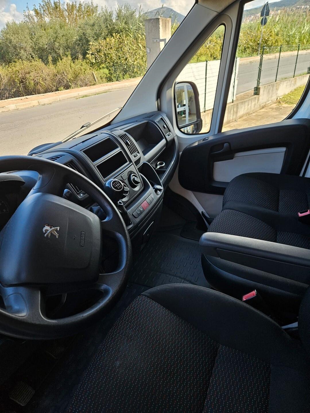 Peugeot Boxer 330 2.0 BlueHDi 130CV PC-TN Furgone