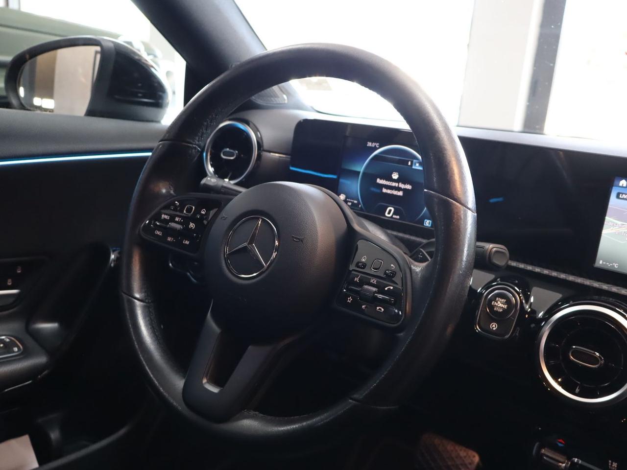 Mercedes-Benz CLA 200 Business Line CLA 200 #10989