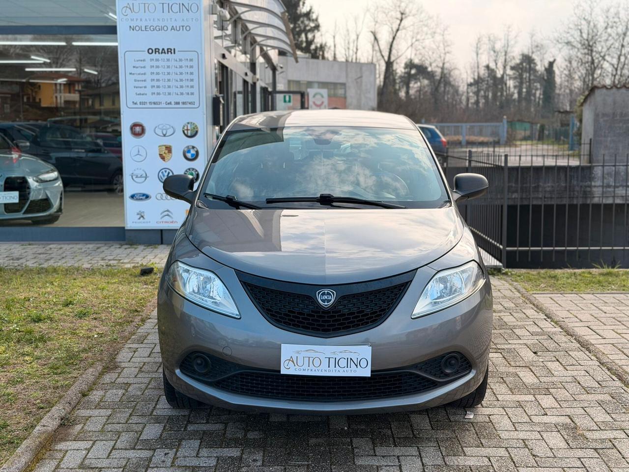 Lancia Ypsilon 1.2 69 CV 5 porte Platinum OTTIMA PER NEOPATENTATI