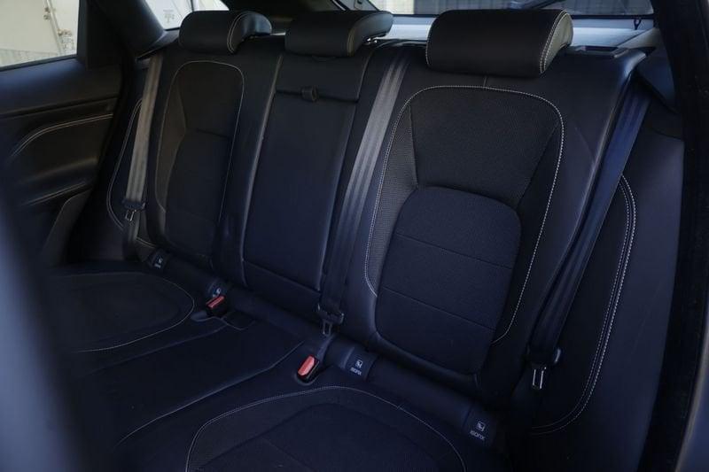 Jaguar F-Pace Jaguar F-Pace 2.0 D 180 CV AWD aut. R-Sport Unicoproprietario