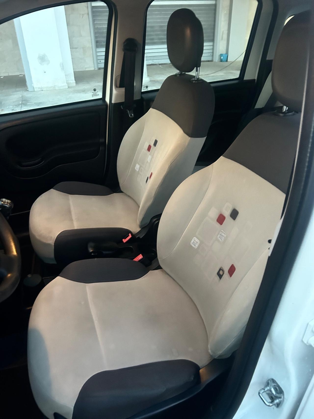 Fiat Panda 0.9 TwinAir Turbo Natural Power Lounge