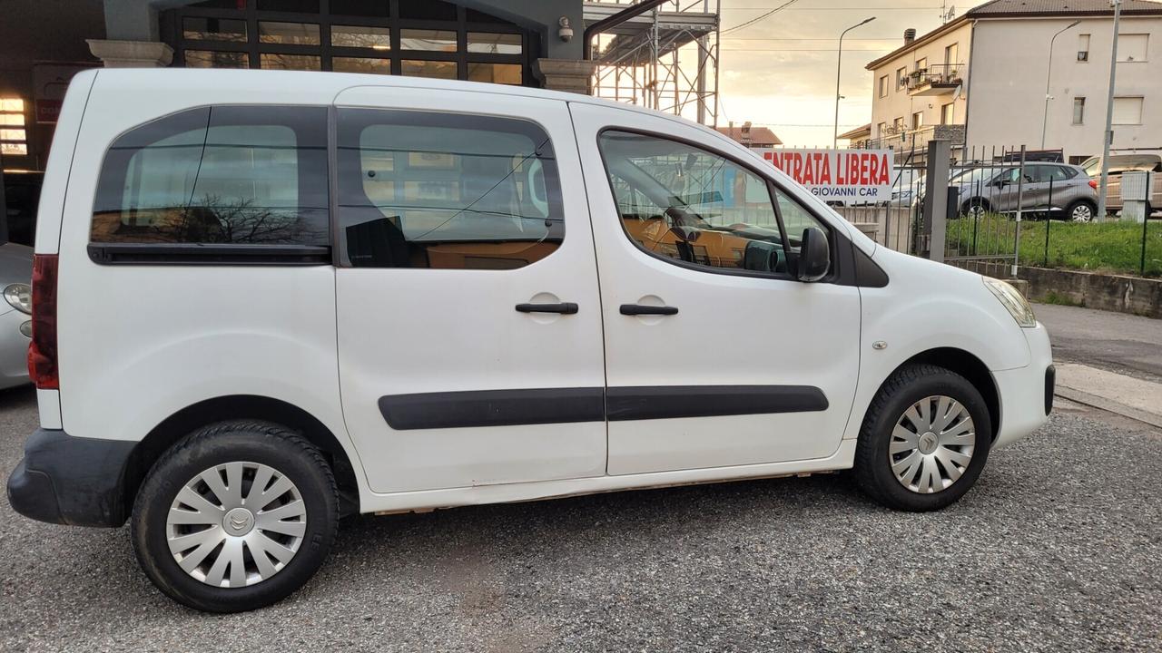 Citroen Berlingo Autocarro 5 Posti Euro 6b..Prezzo Compreso Iva