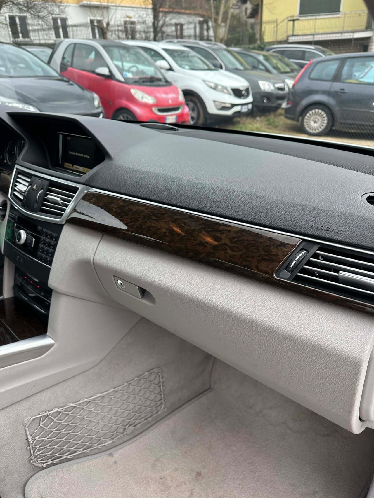 Mercedes-benz E 350 CDI FULLOPT UNICOPR KMCERT