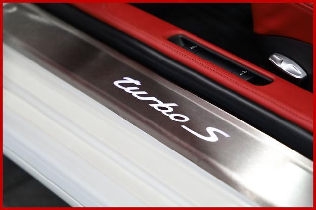 PORSCHE 997 Turbo S Cabriolet|HARDTOP