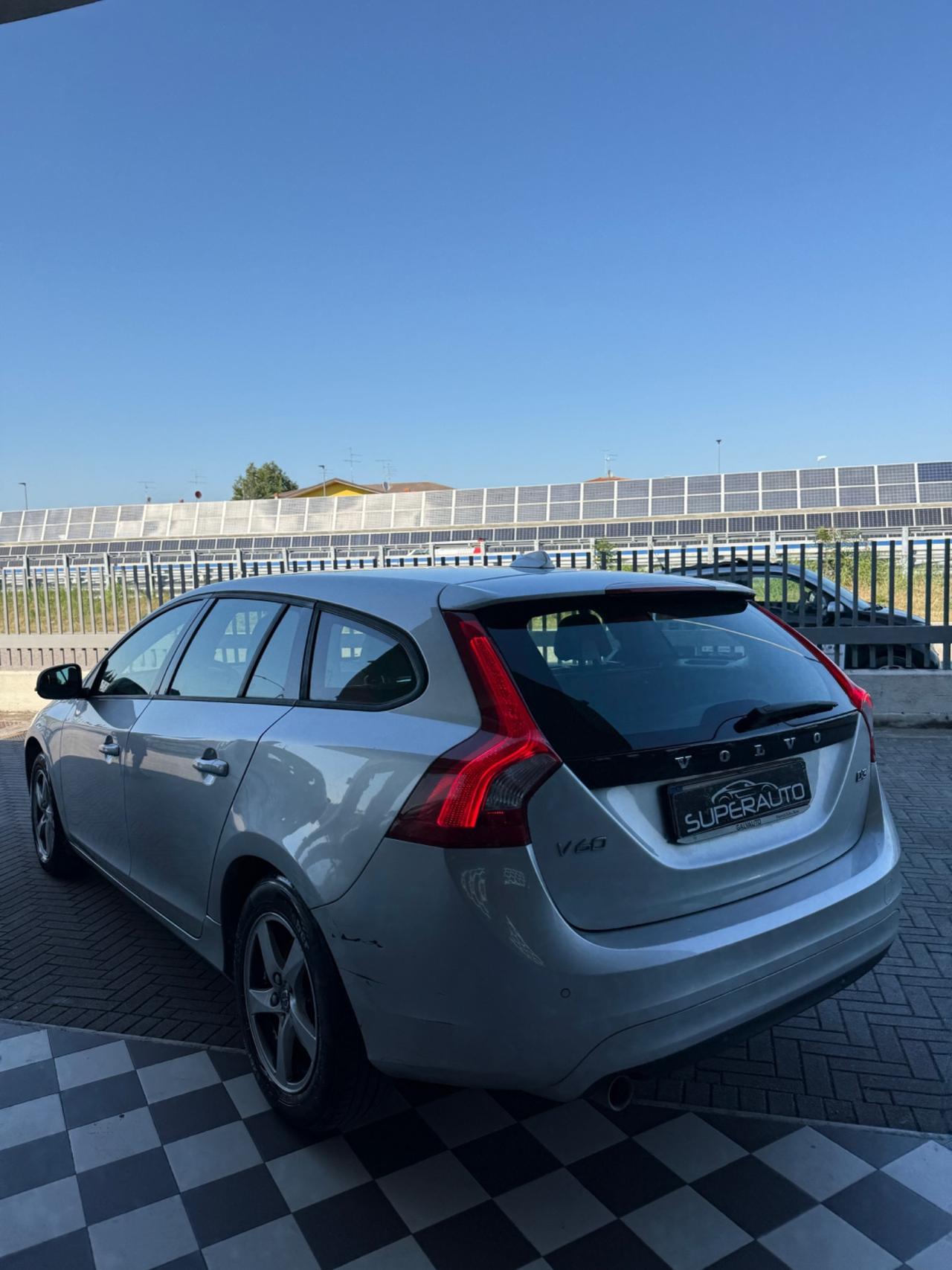 Volvo V60 D3 Geartronic Summum