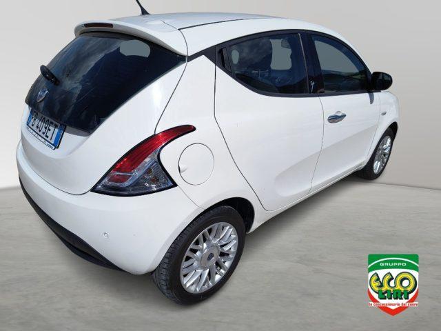 LANCIA Ypsilon 1.2 69 CV 5 porte Gold