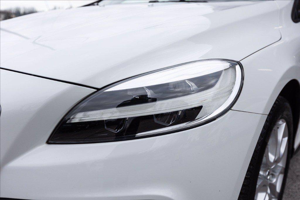 VOLVO V40 Cross Country 2.0 d2 Summum del 2017