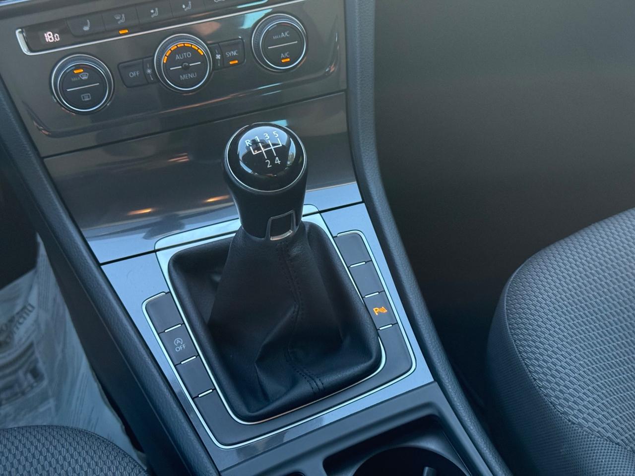 Volkswagen Golf 1.6 TDI 115CV 5p. Business BlueMotion Technology