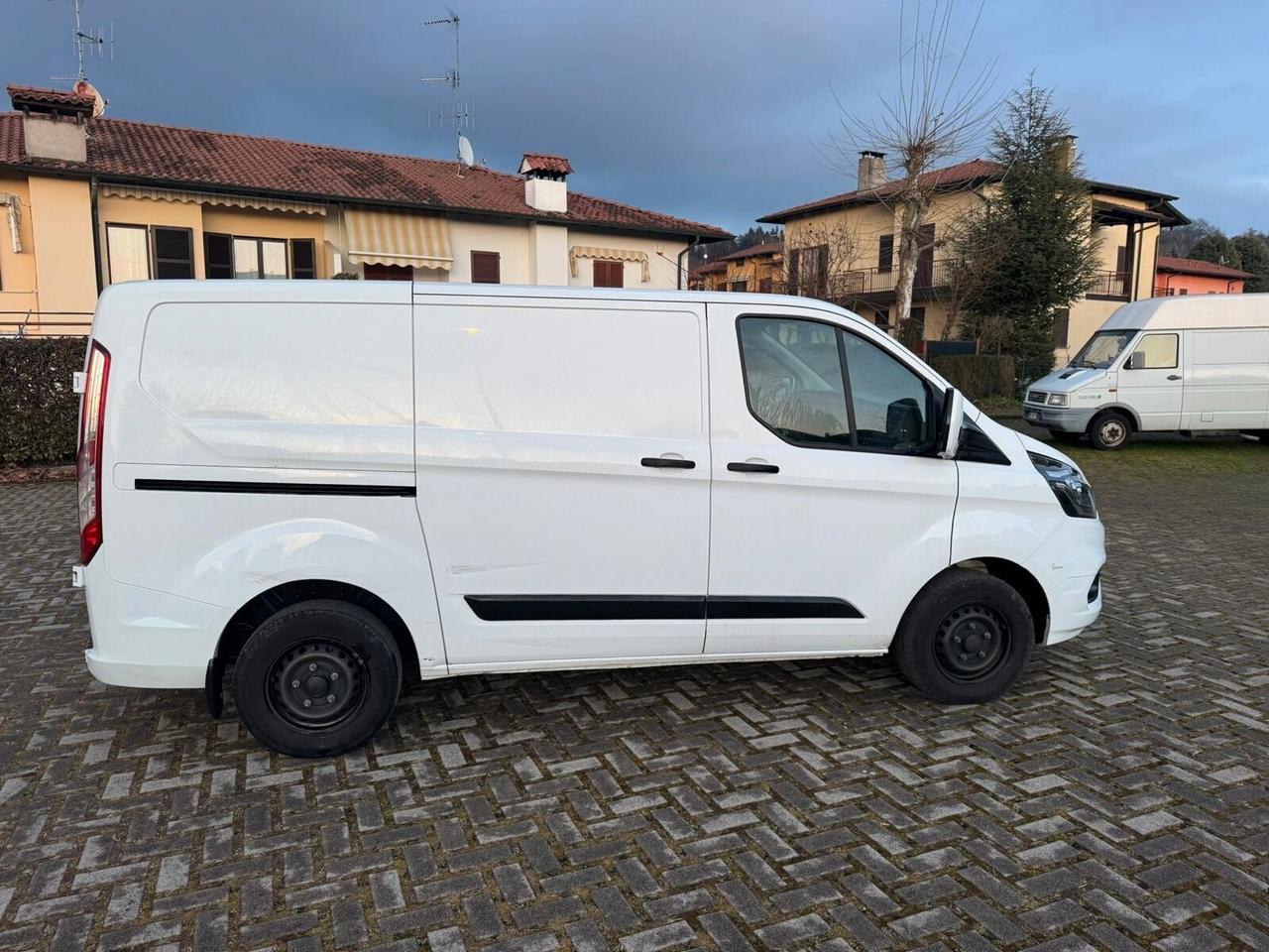 Ford Transit Custom Transit Custom 260 2.0 EcoBlue PC Furgone Entry