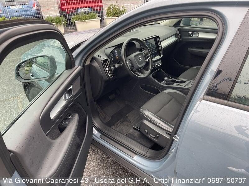 Volvo XC40 T3 Geartronic Momentum Pro