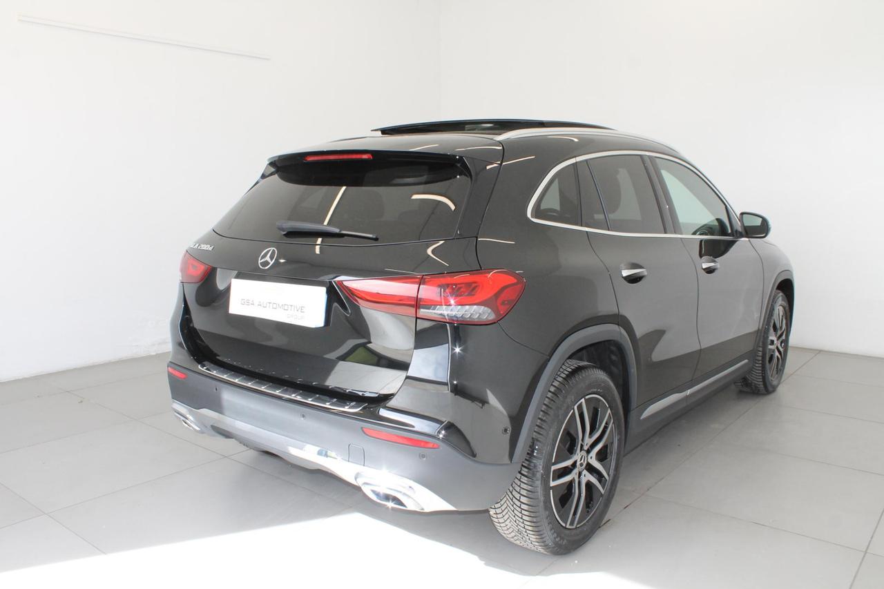 Mercedes GLA 200 d Auto Sport Plus TETTO + FULL LED
