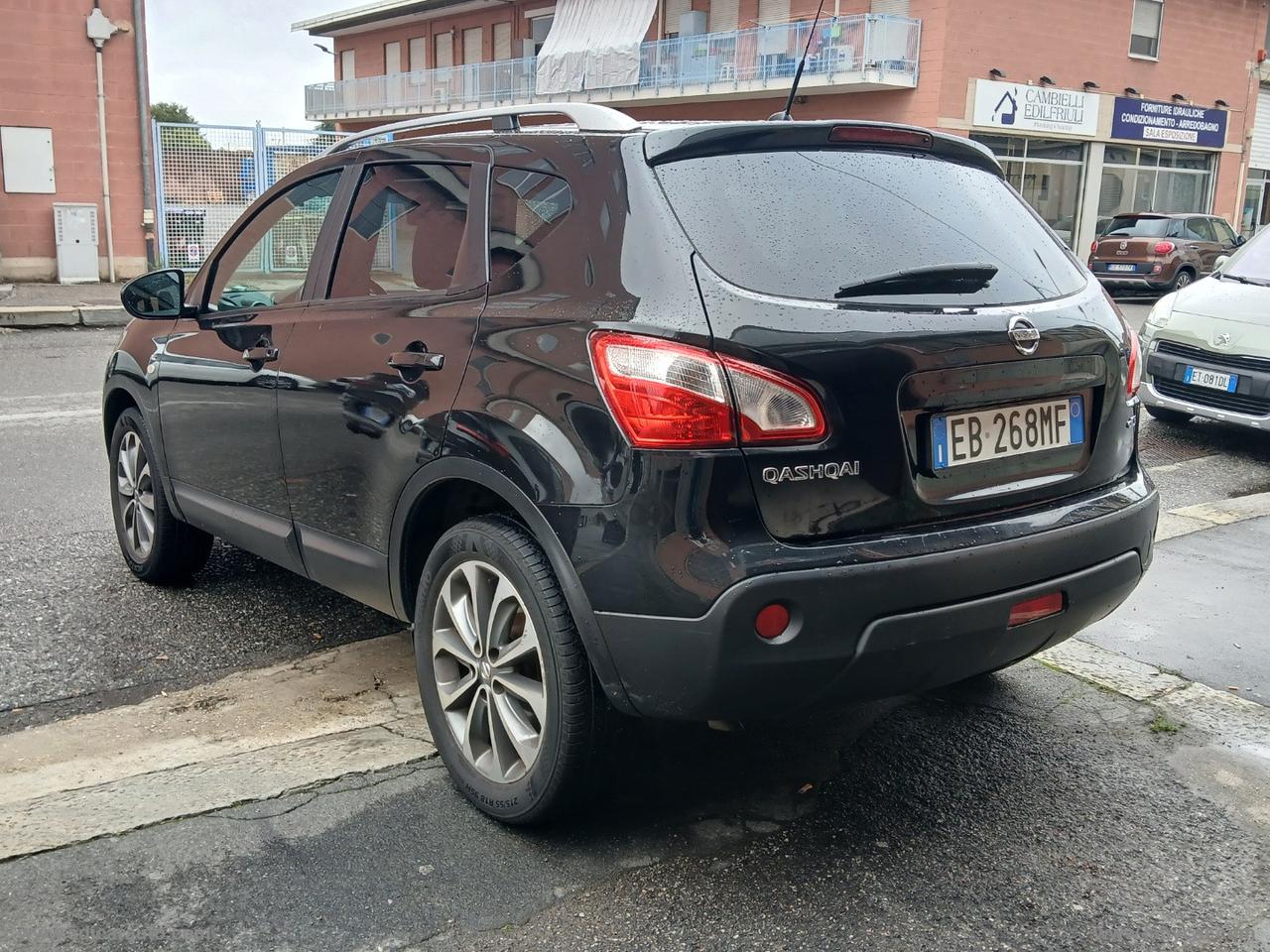 NISSAN Qashqai 2.0 dCi DPF Tekna