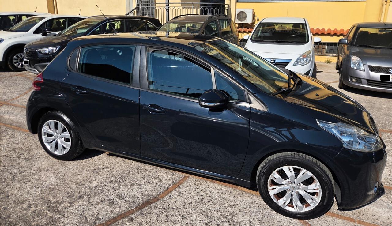 Peugeot 208 COMPLETAMENTE TAGLIANDATA BEN TENUTA