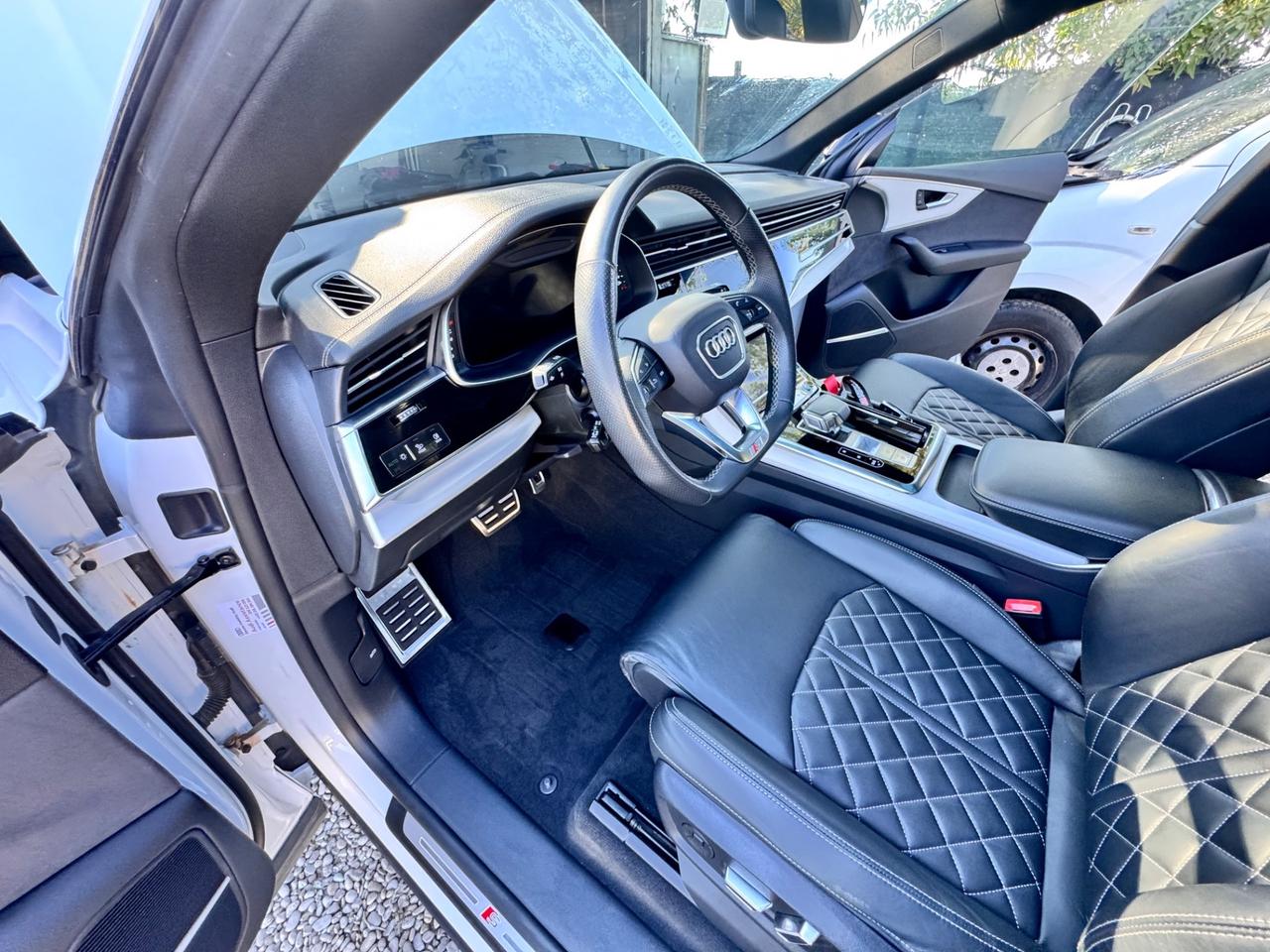 Audi Q8 50 TDI 286 CV quattro tiptronic Sport