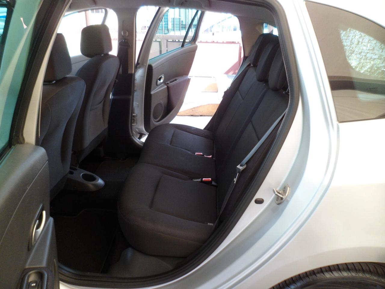 Renault Clio 1.5 dCi 85CV SporTour sw full 08