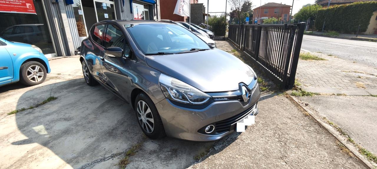 Renault Clio 1.2 75CV GPL 5 porte Costume National