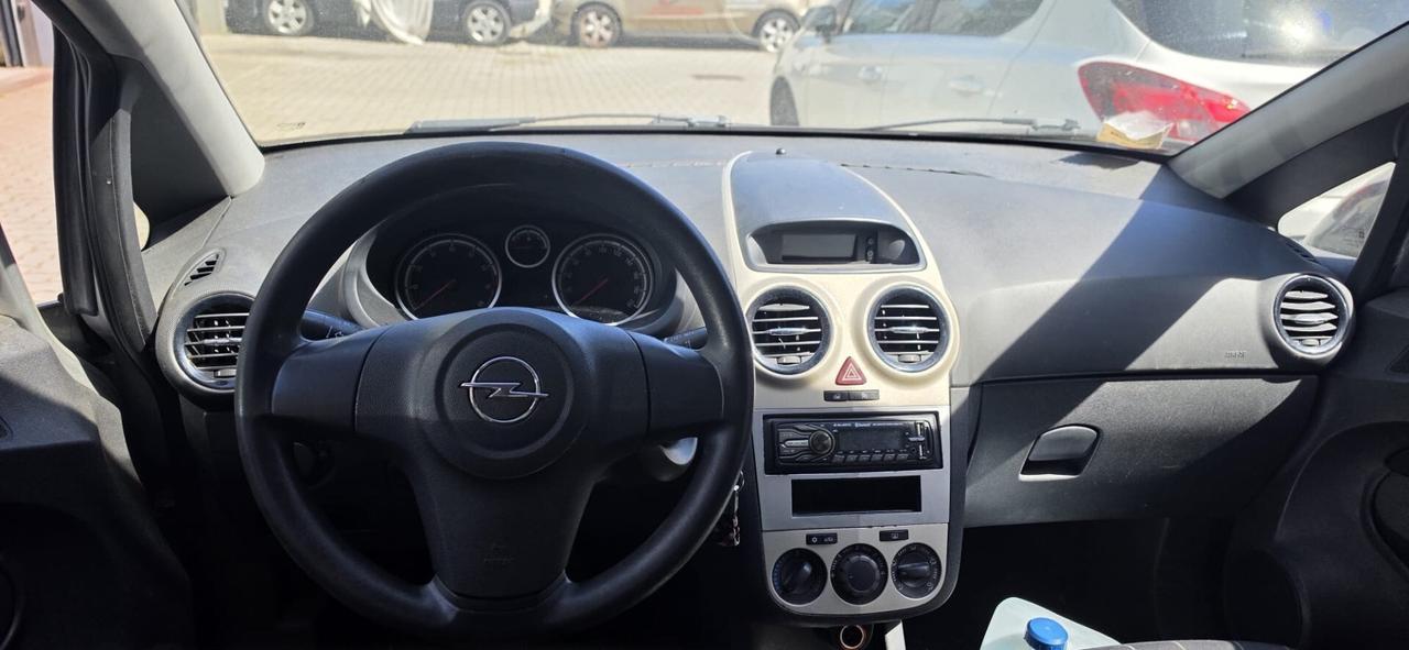 Opel Corsa 1.2 3 porte Sport
