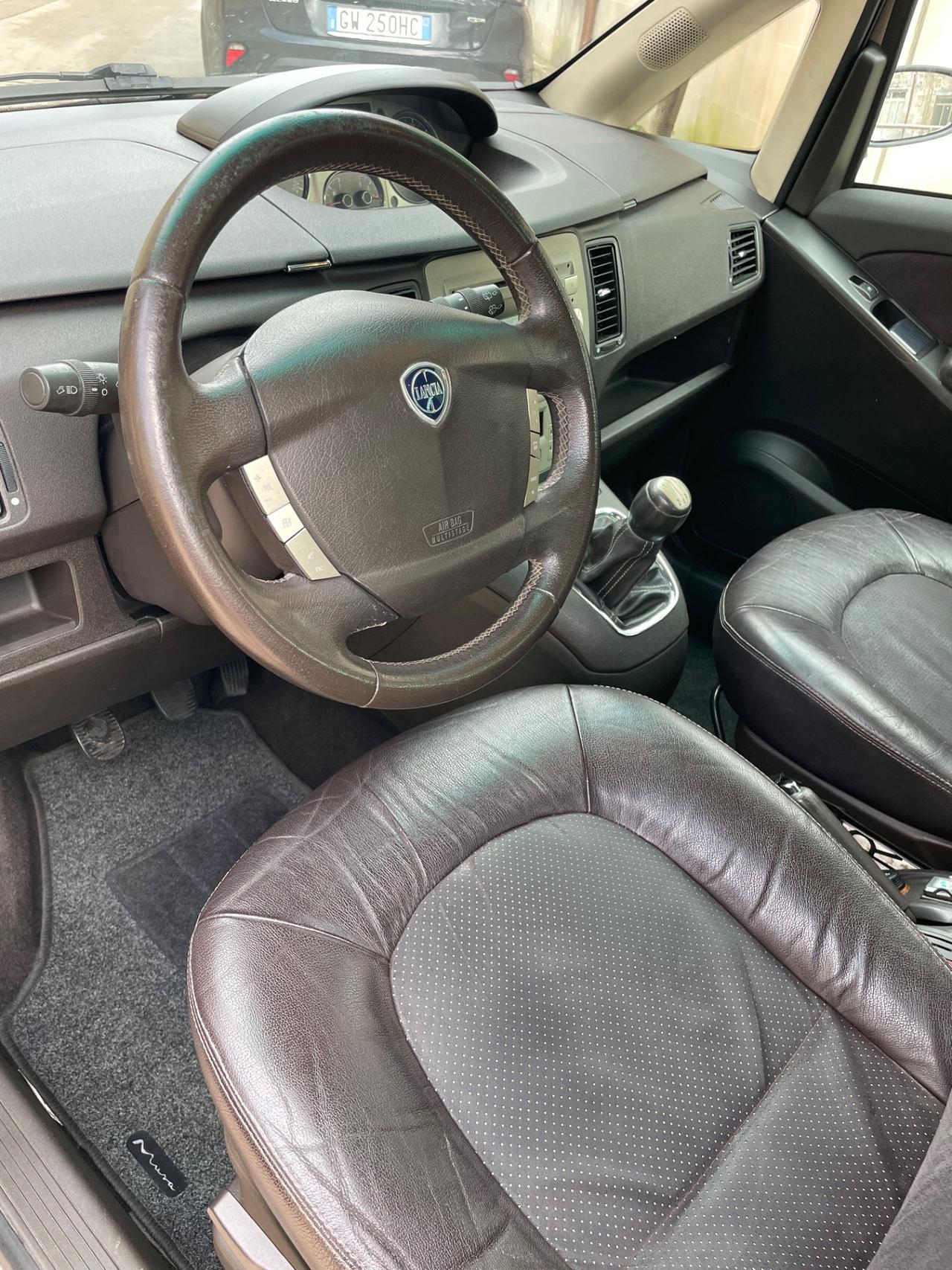 Lancia MUSA 1.3 Multijet 16V Oro