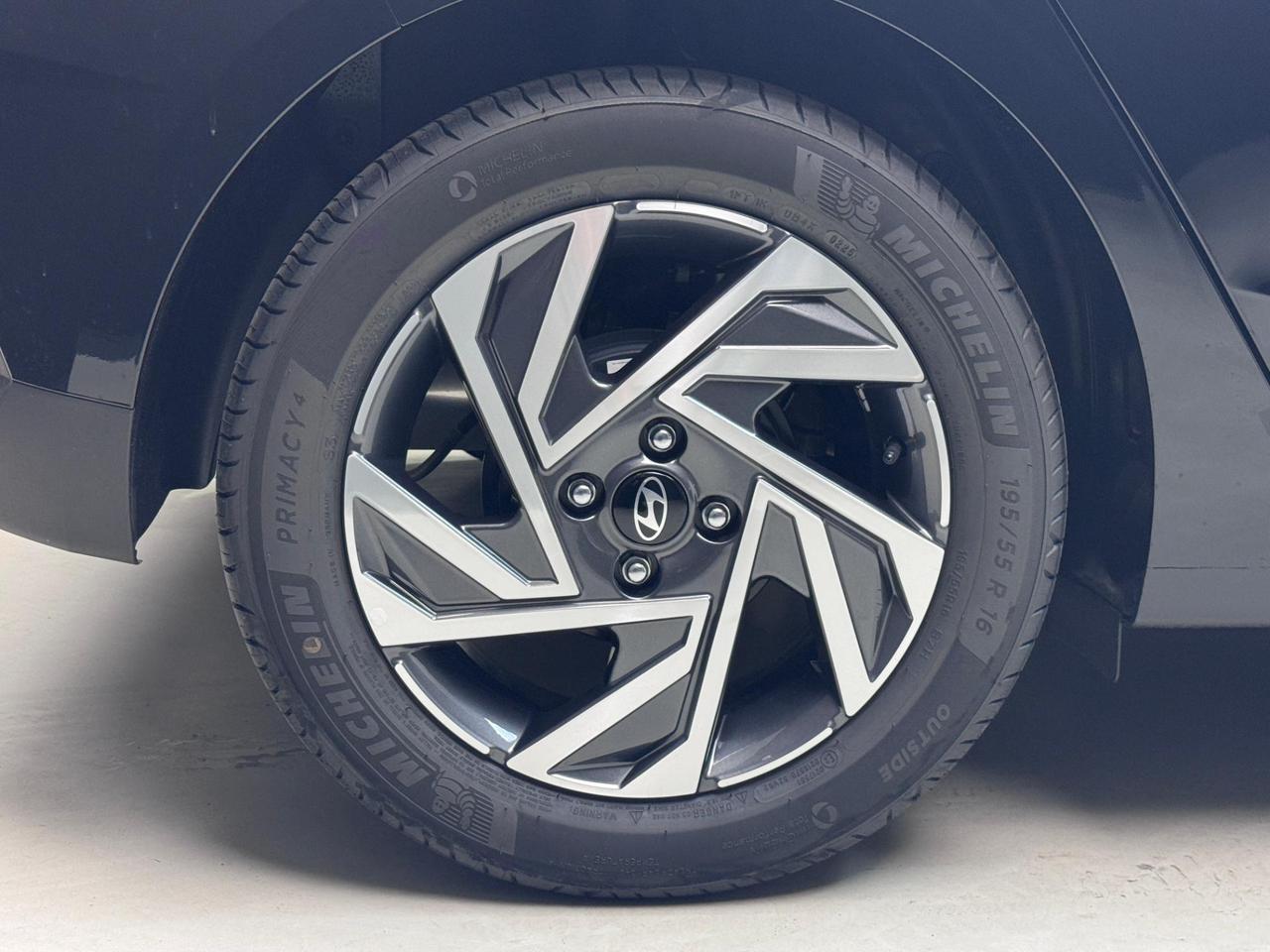 Hyundai i20 1.2 mpi Connectline 79cv mt