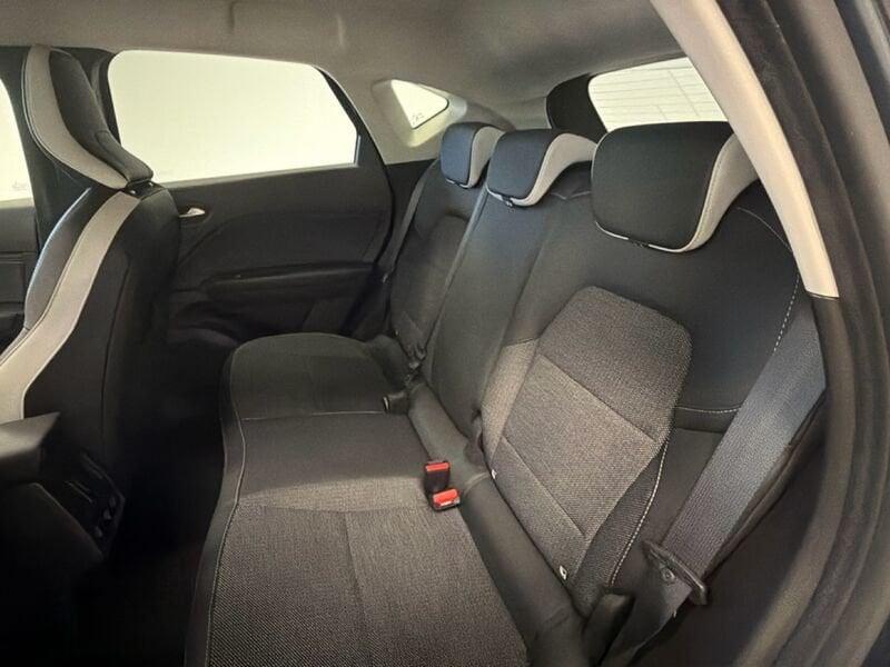 Renault Captur E-Tech hybrid 1.6 E-TECH HEV 145 TECHNO AUTO