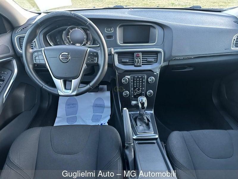 Volvo V40 Cross Country D2 Geartronic Momentum