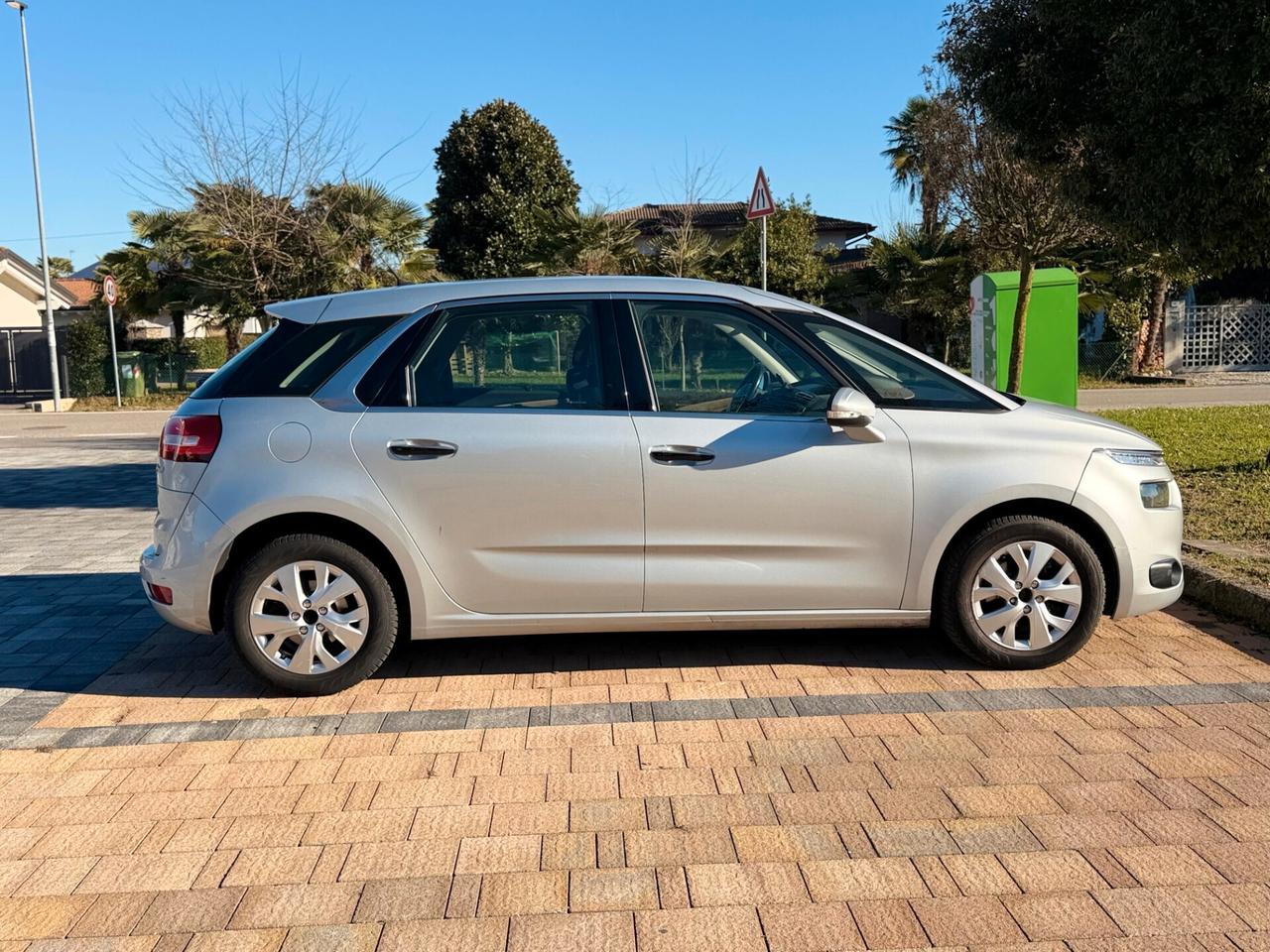 Citroen C4 Picasso 1.6 automatic euro 5b 115 neopatentati