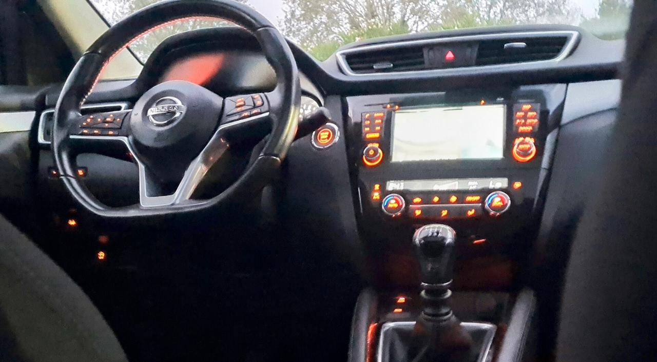 Nissan Qashqai 1.2*FULL OPTIONAL *DIG-T Tekna+
